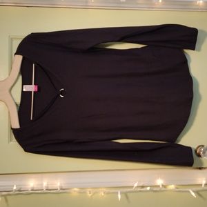 Women's No Boundaries long sleeve necklace v-neck black Large